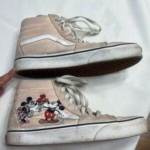 Disney x vans (Mickey and Minnie)